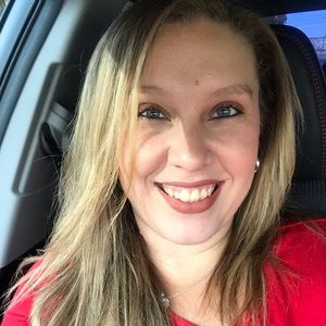 Meet your Posher, Fatima